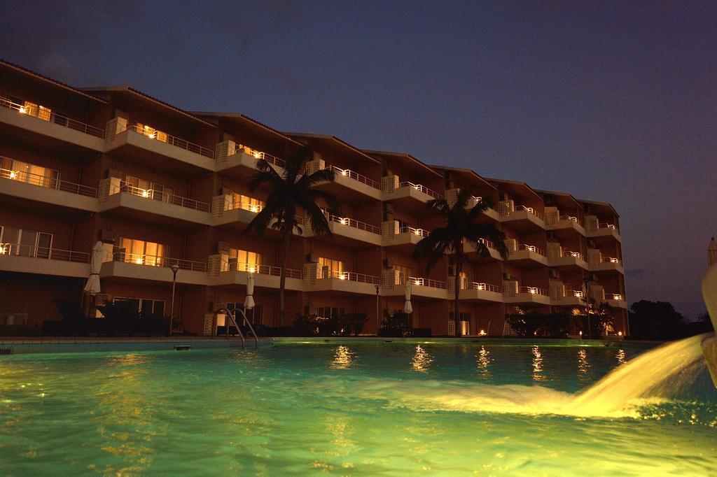 Exes Ishigaki Hotel Ishigaki  Eksteriør billede
