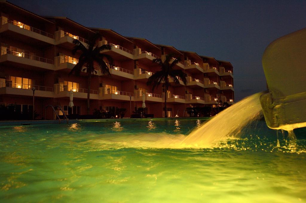Exes Ishigaki Hotel Ishigaki  Eksteriør billede