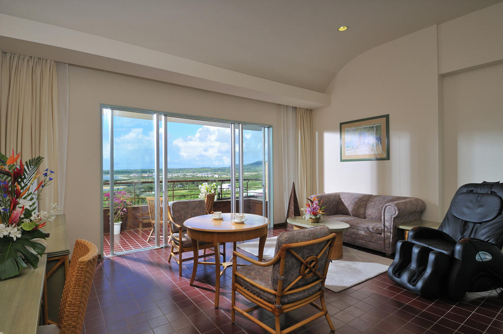 Exes Ishigaki Hotel Ishigaki  Værelse billede