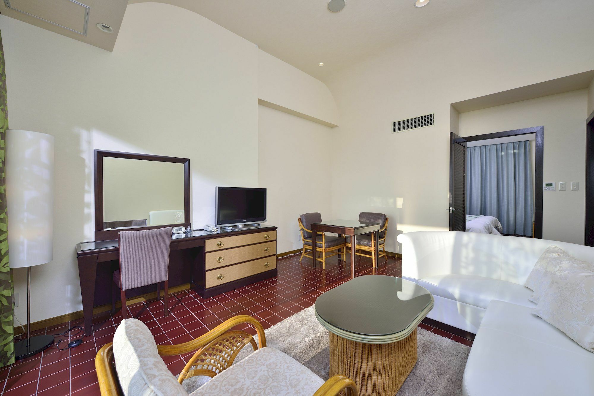 Exes Ishigaki Hotel Ishigaki  Eksteriør billede